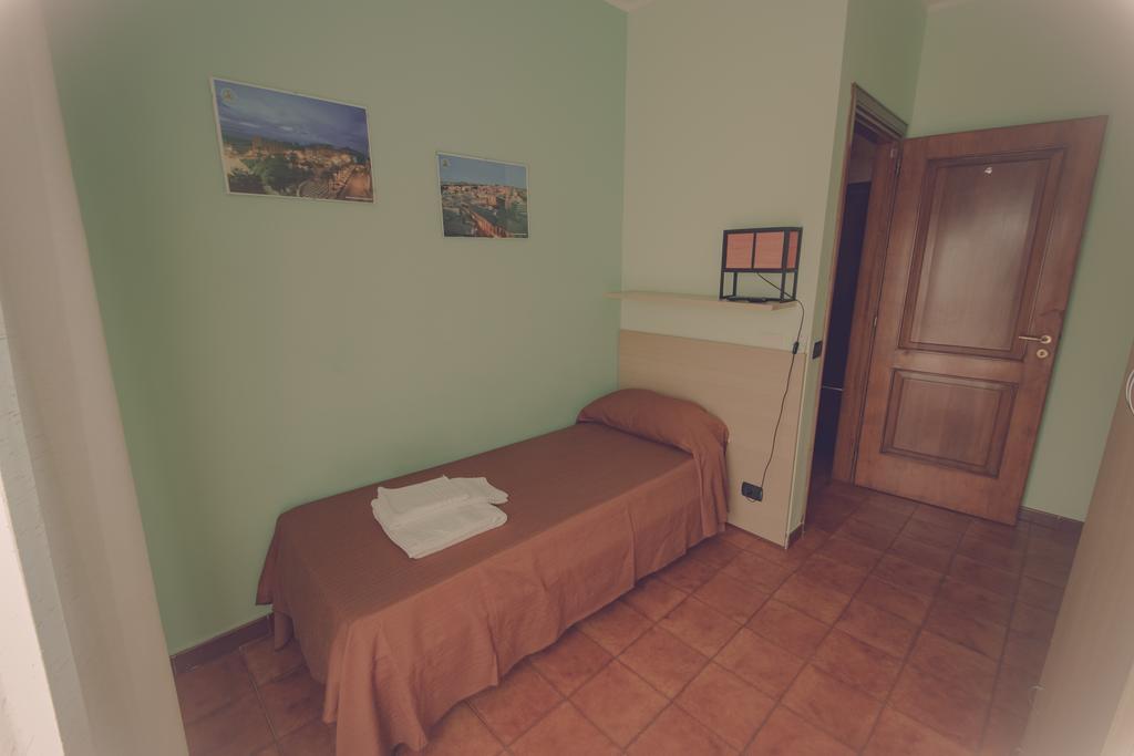 Cassiodoro Rooms Affittacamere カタンザーロ エクステリア 写真