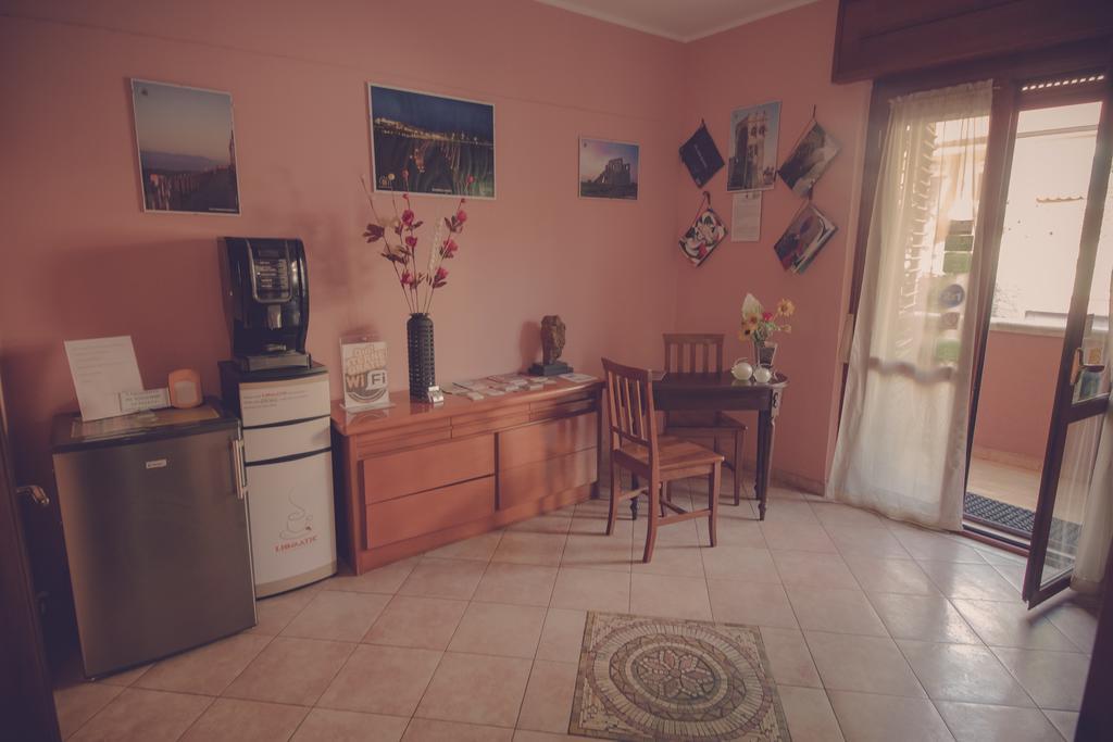 Cassiodoro Rooms Affittacamere カタンザーロ エクステリア 写真