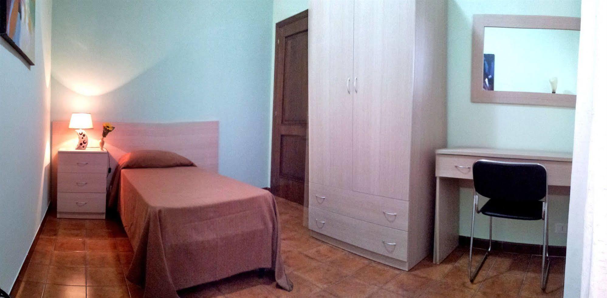 Cassiodoro Rooms Affittacamere カタンザーロ エクステリア 写真